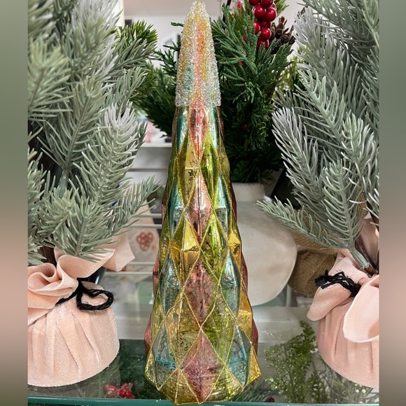 Pastel Pink Christmas Tree Iridescent Glass Lightup LED Tree Harlequin Timer NEW - Picture 2 of 5
